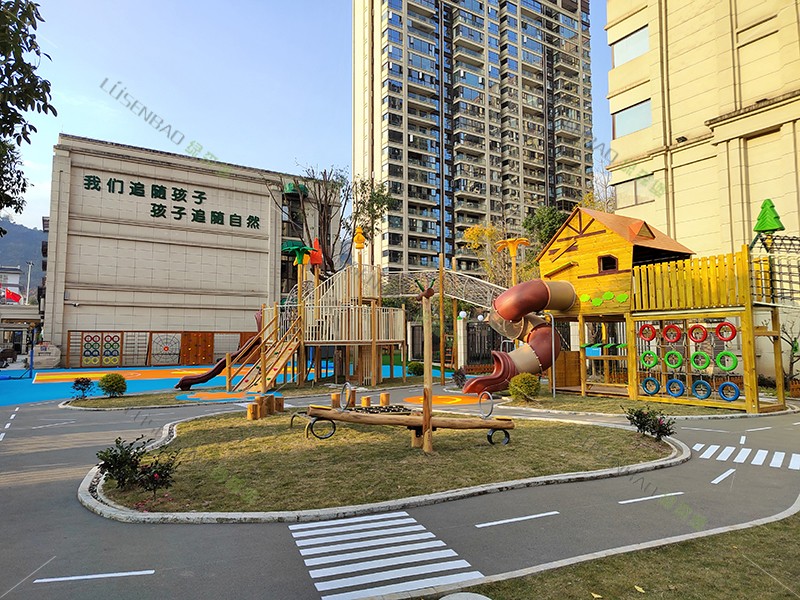 戶外兒童木質組合滑梯案例 3.jpg