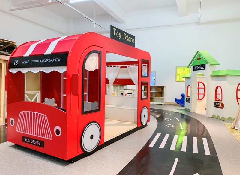 幼兒園娃娃家區(qū)角創(chuàng)設(shè) 2.jpg